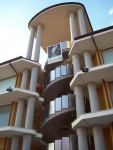 Vedi album La sede